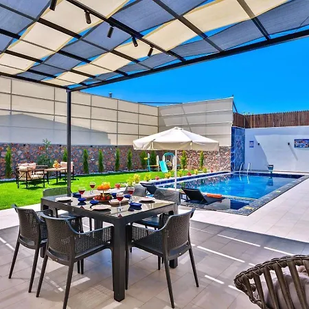 Cavdir 2 Bedroom Secluded With Private Pool Hot Tub 卡尔坎