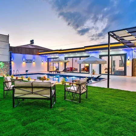 Cavdir 2 Bedroom Secluded With Private Pool Hot Tub