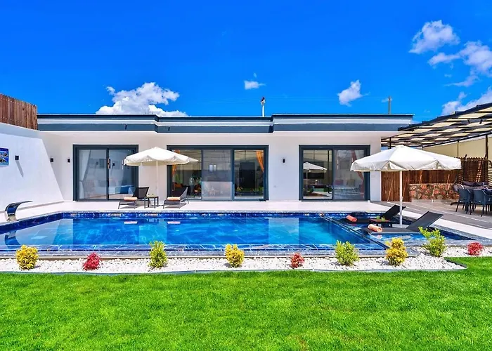 Cavdir 2 Bedroom Secluded With Private Pool Hot Tub Villa